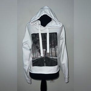 Calvin Klein Hoodie Womens Medium
Rhinestone Cropped White Pullover
Long Sleeve